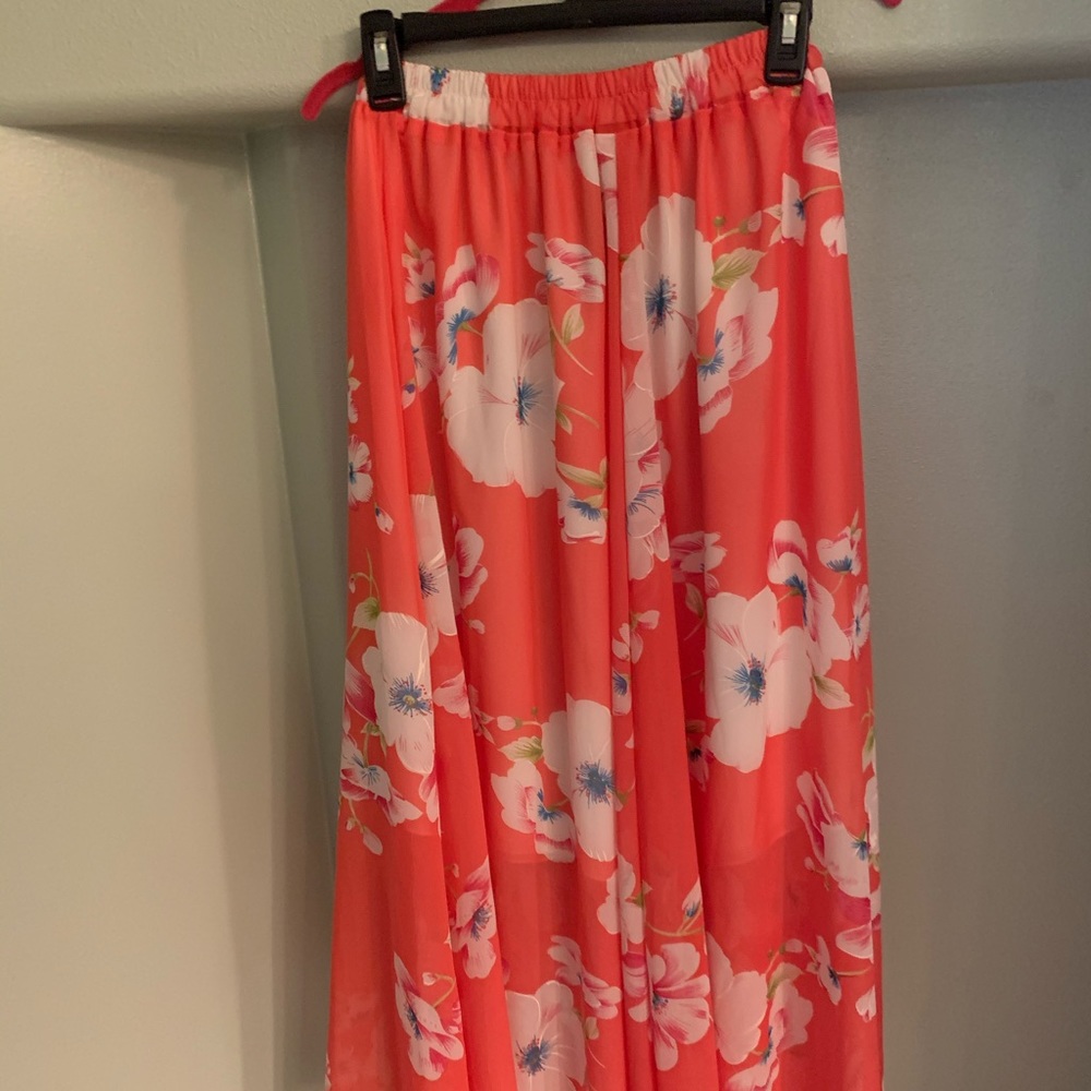 Bogo Beautiful floral maxi skirt